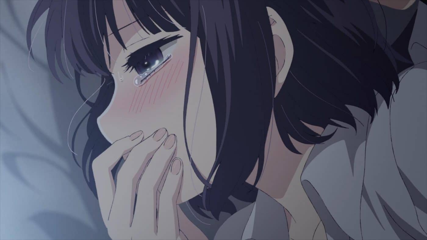 Hanabi covers her mouth, tears in her eyes