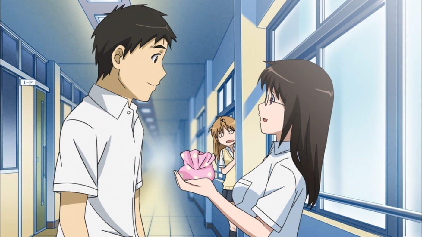 Yamada stalks Kosuda as his childhood friend offers him cookies