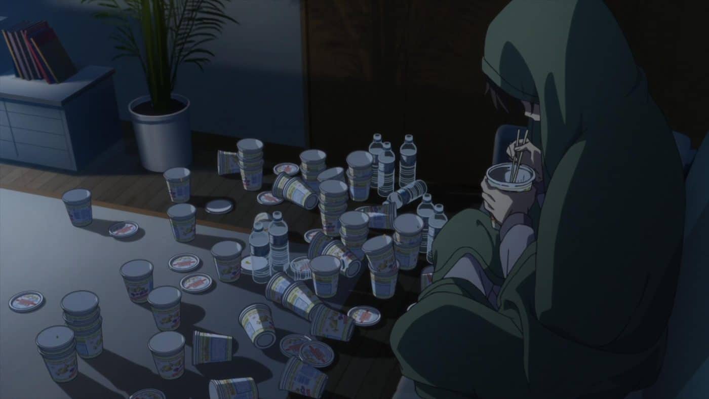Yuu eats cup ramen in the dark while wrapped in a sheet